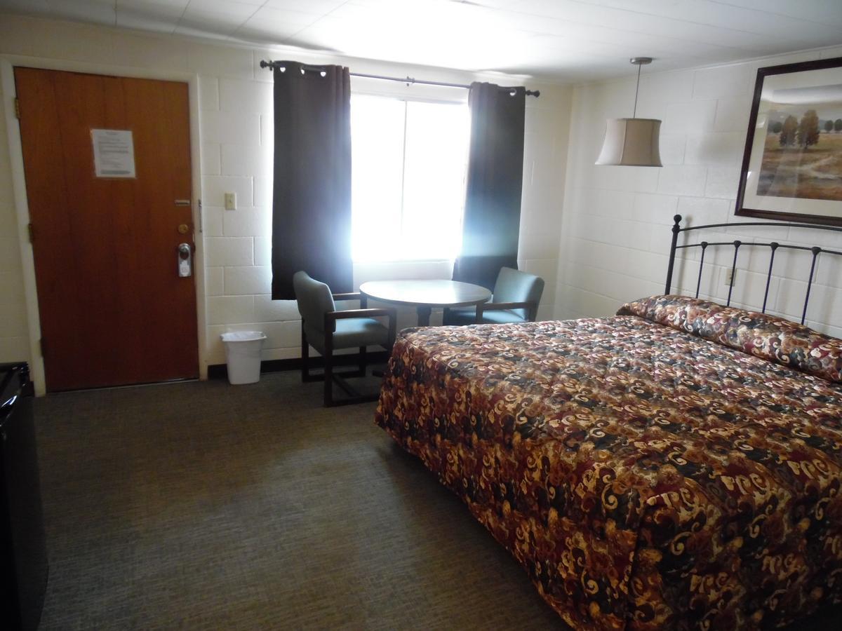 Yellowstone Motel 5*